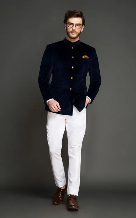 Best Outfit for Men in Wedding
