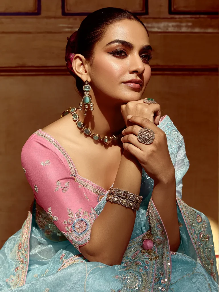 sky blue saree matching jewellery